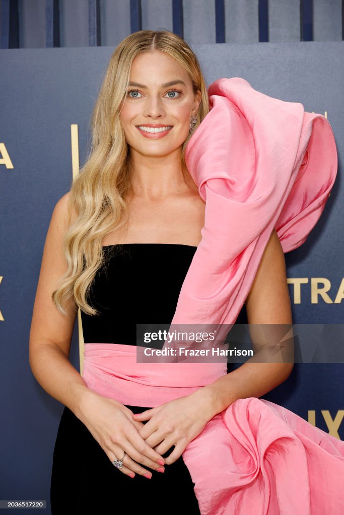 30th Annual Screen Actors Guild Awards - Arrivals
