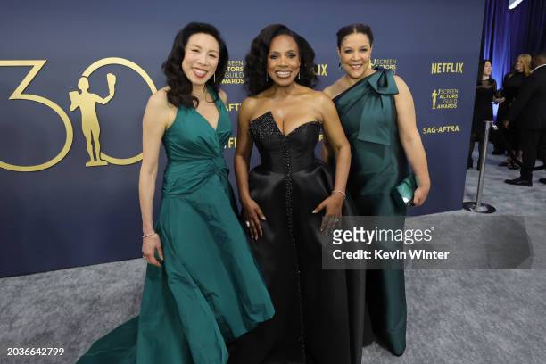 Jodi Long, Sheryl Lee Ralph, and Linda Powell attend the 30th Annual Screen Actors Guild Awards at Shrine Auditorium and Expo Hall on February 24,...