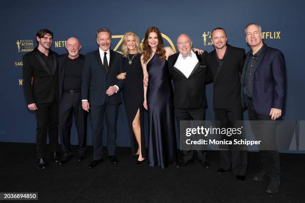 The cast of Breaking Bad, RJ Mitte, Jonathan Banks, Bryan Cranston, Anna Gunn, Betsy Brandt, Dean Norris, Aaron Paul and Bob Odenkirk pose in the...