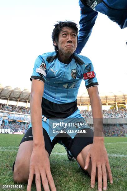 Kengo Nakamura of Kawasaki Frontale celebrates the J.League J1 season champions following the 5-0 victory in the J.League J1 match between Kawasaki...