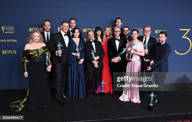 Matthew Macfadyen, Kieran Culkin, J. Smith-Cameron, Scott Nicholson, Alexander Skarsgård, Dagmara Dominczyk, Zoe Winters, Fisher Stevens, Nicholas...