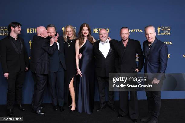 The cast of Breaking Bad RJ Mitte, Jonathan Banks, Bryan Cranston, Anna Gunn, Betsy Brandt, Dean Norris, Aaron Paul and Bob Odenkirk poses at the...