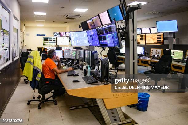 Control Room Screen Mining 280 Mining Control Room Stock Photos, High-Res Pictures, and Images ...