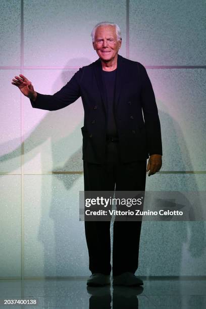 Fashion designer Giorgio Armani acknowledges the applause of the audience at the Giorgio Armani fashion show during the Milan Fashion Week Womenswear...