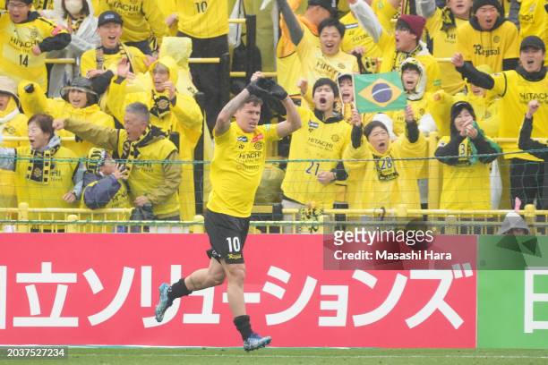 Matheus Savio of Kashiwa Reysol celebrates the first goal during the J.LEAGUE MEIJI YASUDA J1 1st Sec. Math between Kashiwa Reysol and Kyoto Sanga...