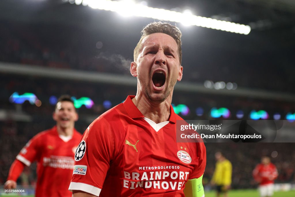 PSV Eindhoven v Borussia Dortmund: Round of 16 First Leg - UEFA Champions League 2023/24