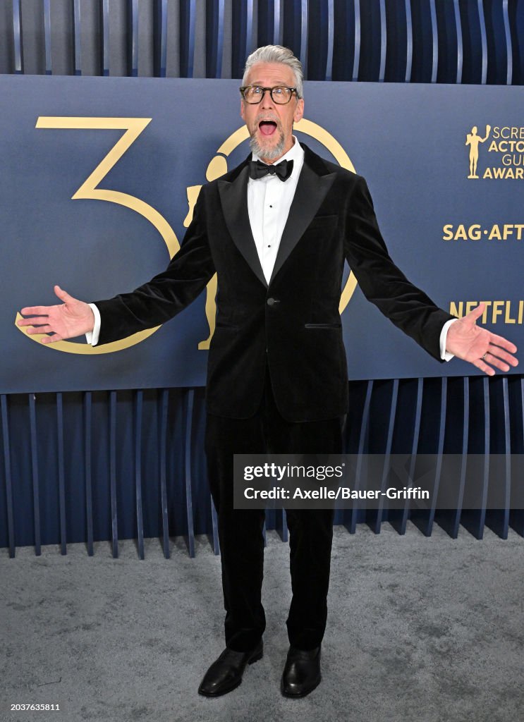 30th Annual Screen Actors Guild Awards - Arrivals