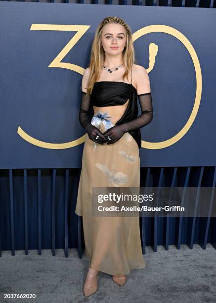Joey King attends the 30th Annual Screen Actors Guild Awards at Shrine Auditorium and Expo Hall on February 24, 2024 in Los Angeles, California.