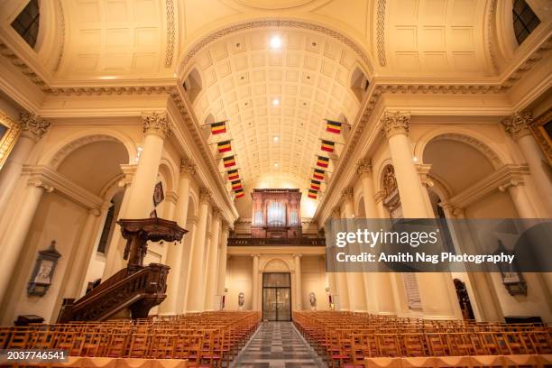 sint-jacob-op-koudenberg in brussels - royal palace brussels stock pictures, royalty-free photos & images