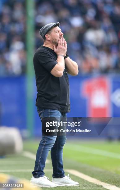 Steffen Baumgart, Manager of Hamburger SV reacts during the Second Bundesliga match between Hamburger SV and SV Elversberg at Volksparkstadion on...