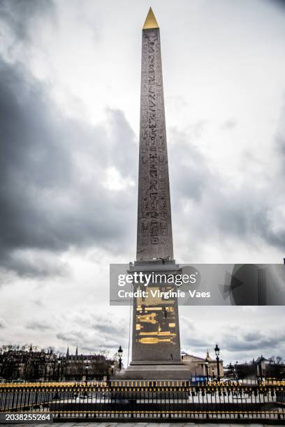 parisian obelisk - obelisk stock pictures, royalty-free photos & images
