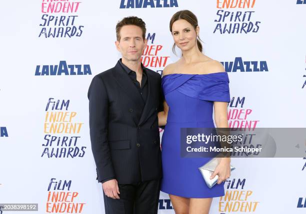 Glenn Howerton and Jill Latiano attend the 2024 Film Independent Spirit Awards on February 25, 2024 in Santa Monica, California.