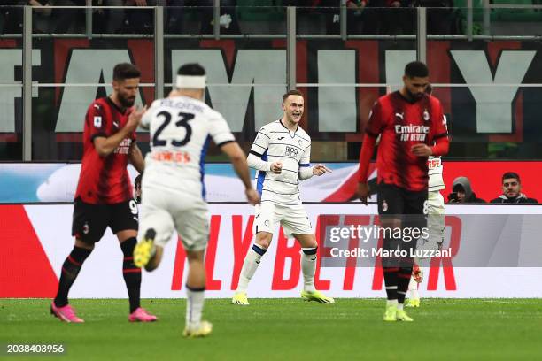 Teun Koopmeiners of Atalanta BC celebrates scoring his team's first goal from a penalty kick during the Serie A TIM match between AC Milan and...