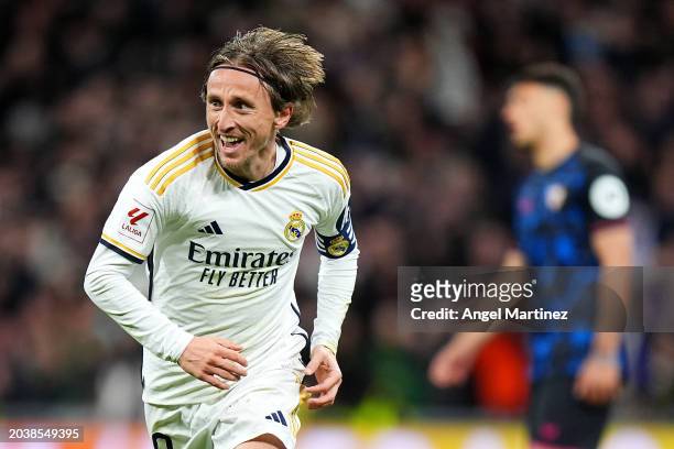 Luka Modric of Real Madrid celebrates scoring his team's first goal during the LaLiga EA Sports match between Real Madrid CF and Sevilla FC at...