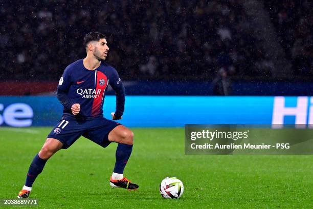 Marco Asensio of Paris Saint-Germain runs with the ball during the Ligue 1 Uber Eats match between Paris Saint-Germain and Stade Rennais FC at Parc...