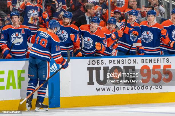 Zach Hyman of the Edmonton Oilers celebrates his second goal of the game in the second-period against the St. Louis Blues with his teammates at the...