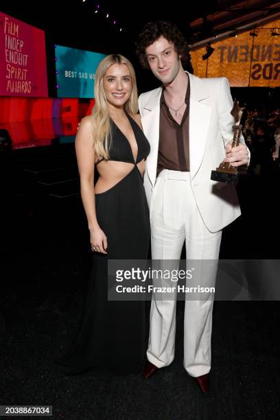 Emma Roberts and Dominic Sessa, winner of the Best Breakthrough Performance award for “The Holdovers,” pose during the 2024 Film Independent Spirit...
