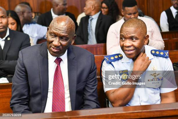 457 General Bheki Cele Stock Photos, High-Res Pictures, and Images - Getty Images