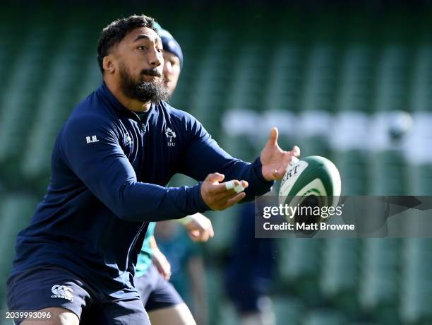 Dublin , Ireland - 29 February 2024; Bundee Aki in action during an Ireland rugby training session at the Aviva Stadium in Dublin.