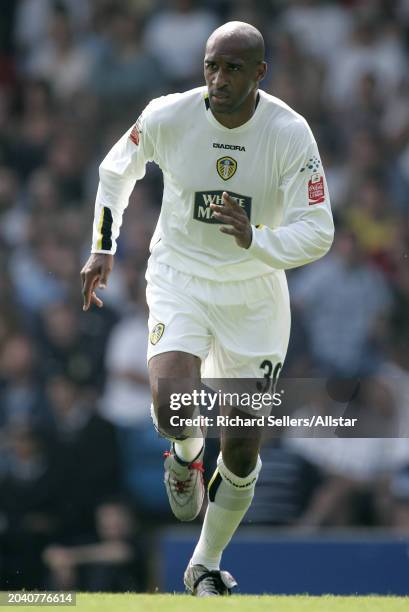 400 Brian Deane Photos Stock Photos, HighRes Pictures, and Images