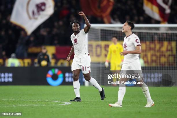 Duvan Zapata of Torino FC celebrates scoring his team's first goal during the Serie A TIM match between AS Roma and Torino FC at Stadio Olimpico on...