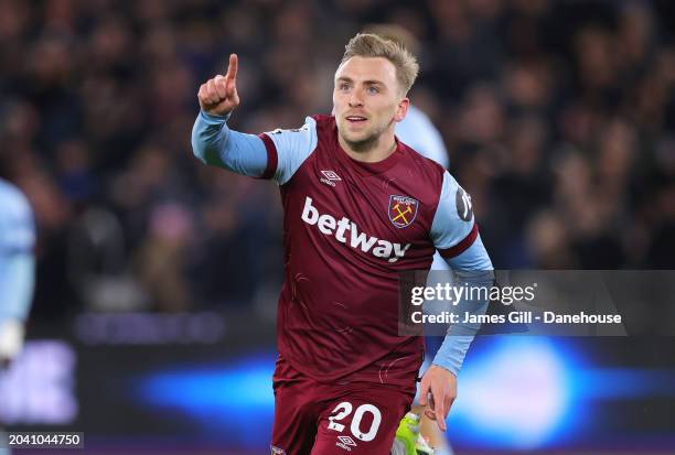 Jarrod Bowen of West Ham United celebrates after scoring their first goal during the Premier League match between West Ham United and Brentford FC at...