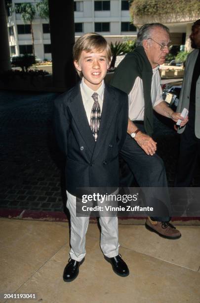 Actor Haley Joel Osment, who is an Oscar nominee for Best Actor in a Supporting Role for his part in "The Sixth Sense", arrives to the Academy of...