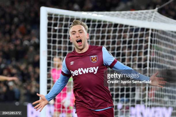 Jarrod Bowen of West Ham United celebrates scoring his team's second goal during the Premier League match between West Ham United and Brentford FC at...