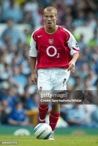 Fredrik Ljungberg of Arsenal running during the Premier League match between Everton and Arsenal at Goodison Park on August 15, 2004 in Liverpool,...