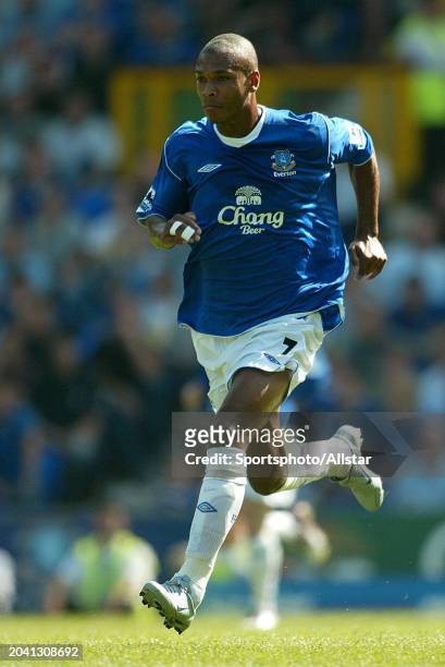 Marcus Bent of Everton running during the Premier League match between Everton and Arsenal at Goodison Park on August 15, 2004 in Liverpool, England.
