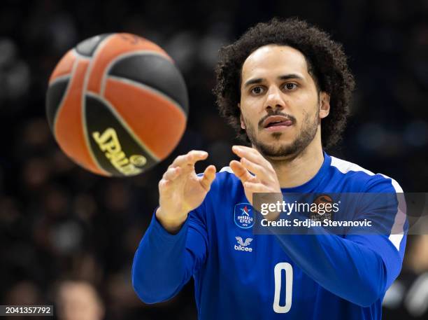 Shane Larkin, #0 of Anadolu Efes Istanbul warms up prior to the Turkish Airlines EuroLeague Regular Season Round 27 match between Partizan Mozzart...