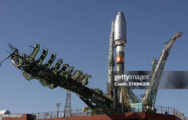 The Soyuz-2 rocket is installed at the launch pad of the Baikonur cosmodrome in Kazakhstan, 14 July 2006. The Russian Soyuz-2 rocket with the MetOp...