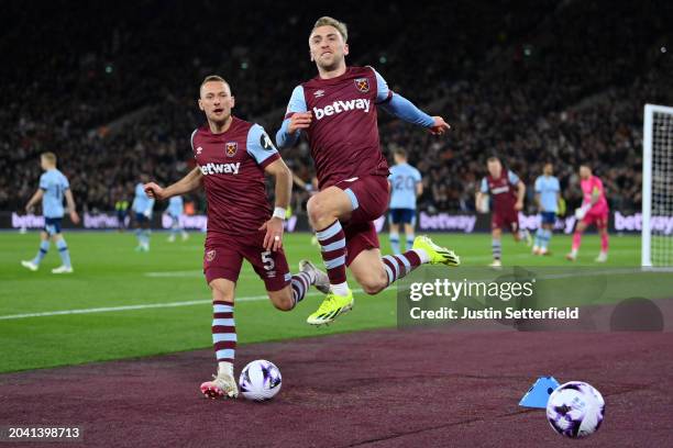 Jarrod Bowen of West Ham United celebrates scoring his team's second goal during the Premier League match between West Ham United and Brentford FC at...