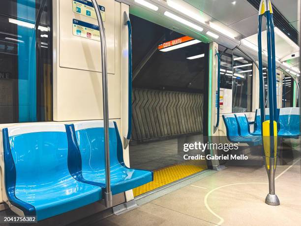 Metro Inside Example 651 Metro Montreal Stock Photos, High-Res Pictures, and Images - Getty ...