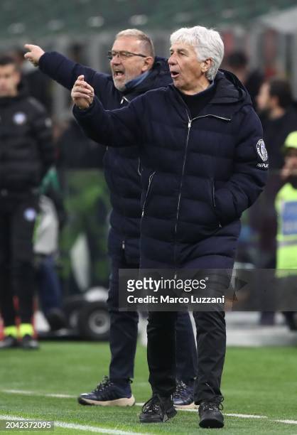 Atalanta BC coach Gian Piero Gasperini issues instructions to his playersduring the Serie A TIM match between AC Milan and Atalanta BC at Stadio...