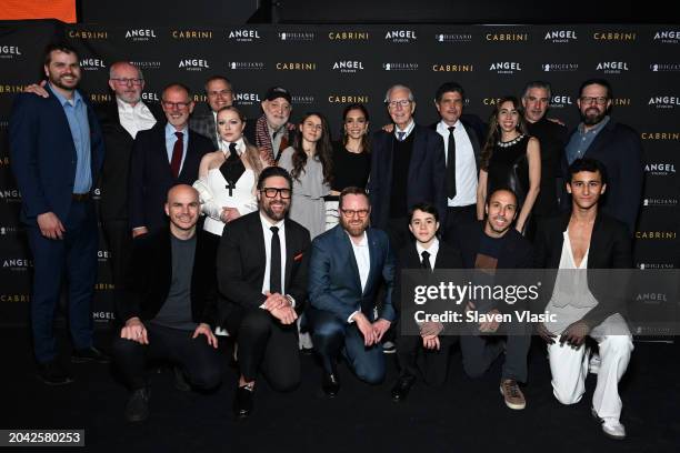 Jordan Harmon, David Morse, Rod Barr, Neal Harmon, Alisha Silverstein, Jonathan Sanger, Mina Severino, Cristiana Dell'Anna, Eustace Wolfington,...