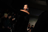 Weinsanto : Runway - Paris Fashion Week - Womenswear...