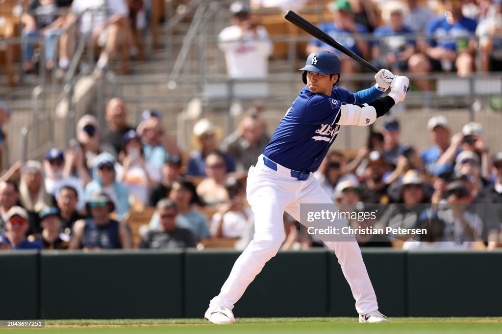Chicago White Sox v Los Angeles Dodgers