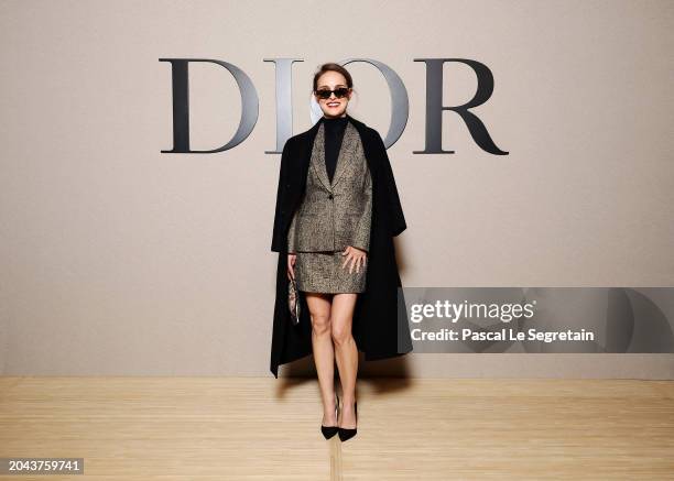 Natalie Portman attends the Christian Dior Womenswear Fall/Winter 2024-2025 show as part of Paris Fashion Week on February 27, 2024 in Paris, France.