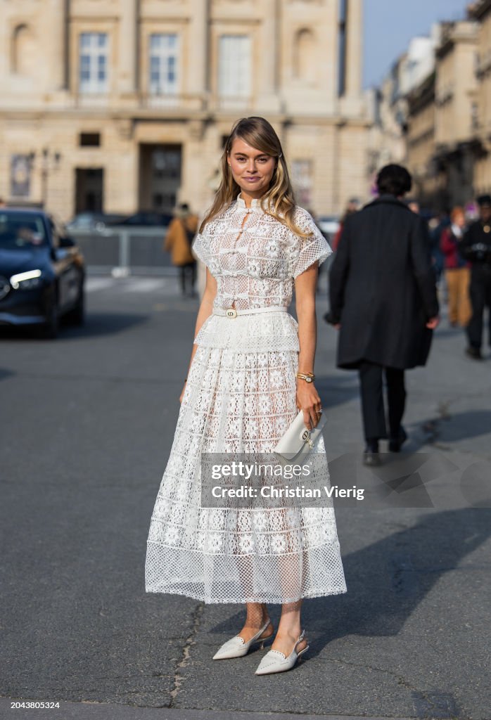 Street Style - Paris Fashion Week - Womenswear Fall/Winter 2024/2025 - Day Two