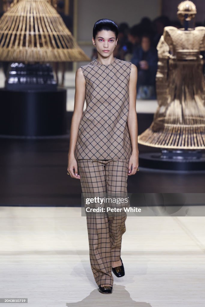 Christian Dior : Runway - Paris Fashion Week - Womenswear Fall/Winter 2024-2025