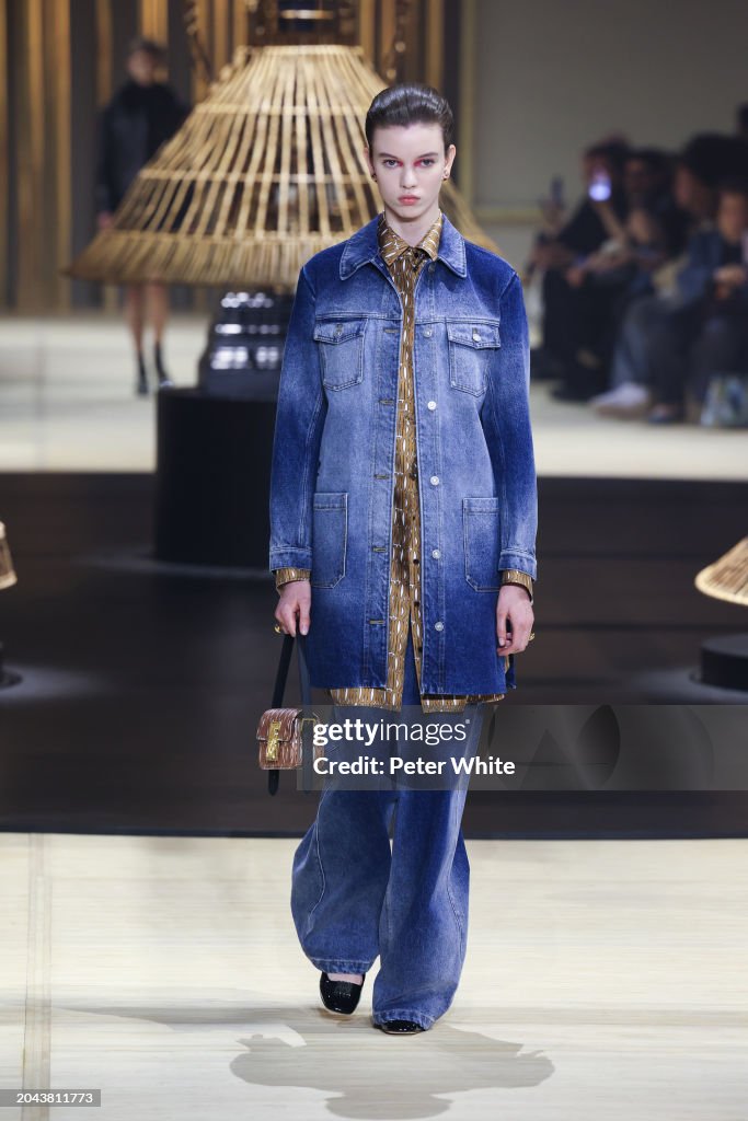 Christian Dior : Runway - Paris Fashion Week - Womenswear Fall/Winter 2024-2025