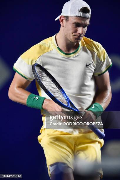 Britain´s Jack Draper gestures during the Mexico ATP Open 500 men´s singles semifinals tennis match against Australia's Alex De Minaur at the Arena...