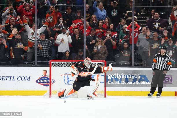 Goaltender Lukas Dostal of the Anaheim Ducks celebrates after making the save on a New Jersey Devils penalty shot with three second remaining in the...