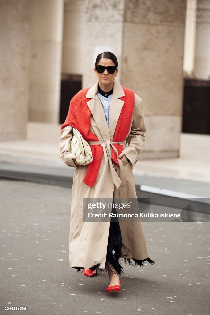 Street Style - Paris Fashion Week - Womenswear Fall/Winter 2024/2025 - Day Two
