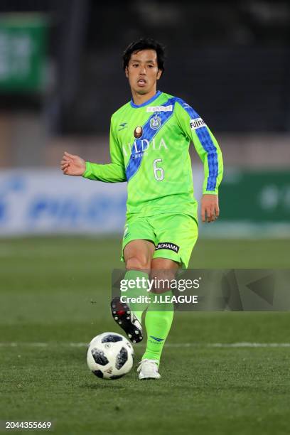 Toshiki Ishikawa of Shonan Bellmare in action during the J.League J1 match between Shonan Bellmare and V-Varen Nagasaki at Shonan BMW Stadium...