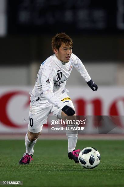 Keita Nakamura of V-Varen Nagasaki in action during the J.League J1 match between Shonan Bellmare and V-Varen Nagasaki at Shonan BMW Stadium...