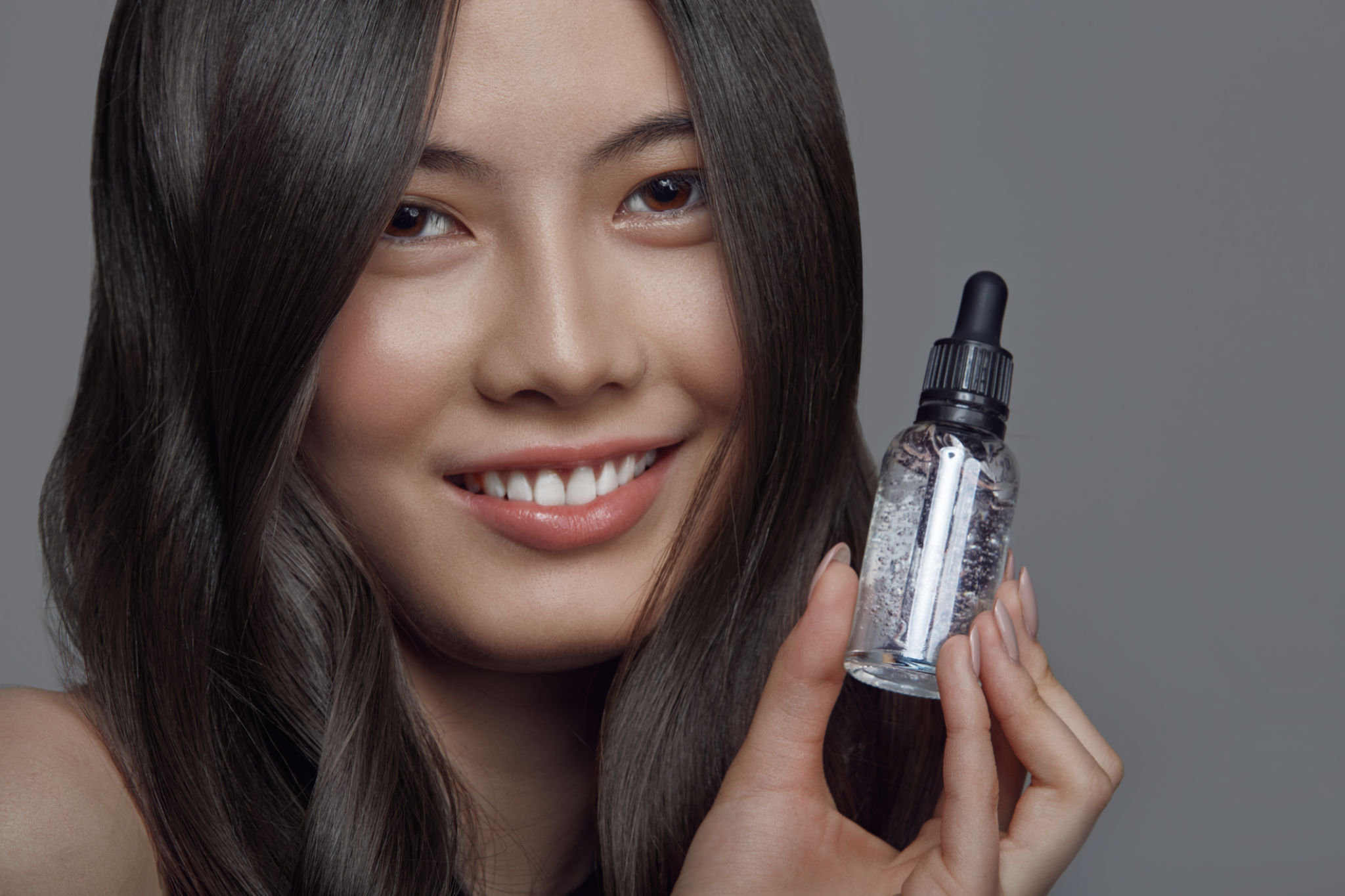 anti frizz serum