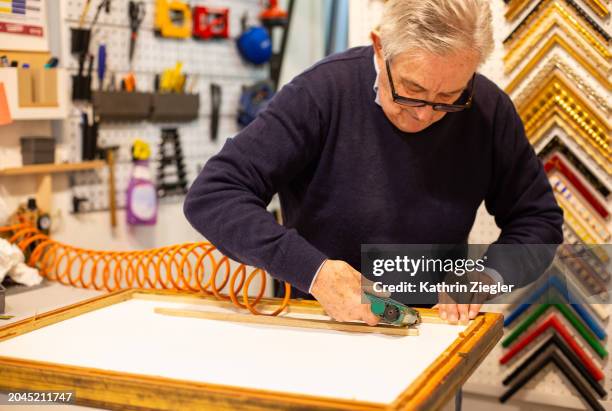 2,818 Frame Maker Stock Photos, High-Res Pictures, and Images - Getty ...