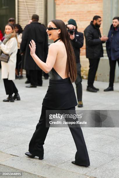 Emma Chamberlain attends the Courrèges Womenswear Fall/Winter 2024-2025 show as part of Paris Fashion Week on February 28, 2024 in Paris, France.